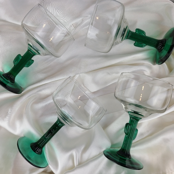 4 vintage cactus margarita/ wine glasses